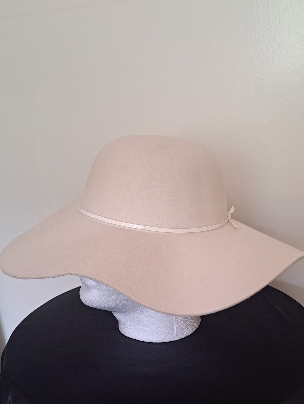 A New Day Wide Brim Felt Sun Hat in Light Beige with Adjustable band